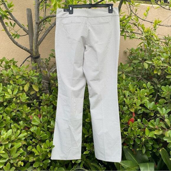 NWT New Liverpool Graham Bootcut Trouser Ministripe White w/Black Stripe Sz 10 - Picture 4 of 8